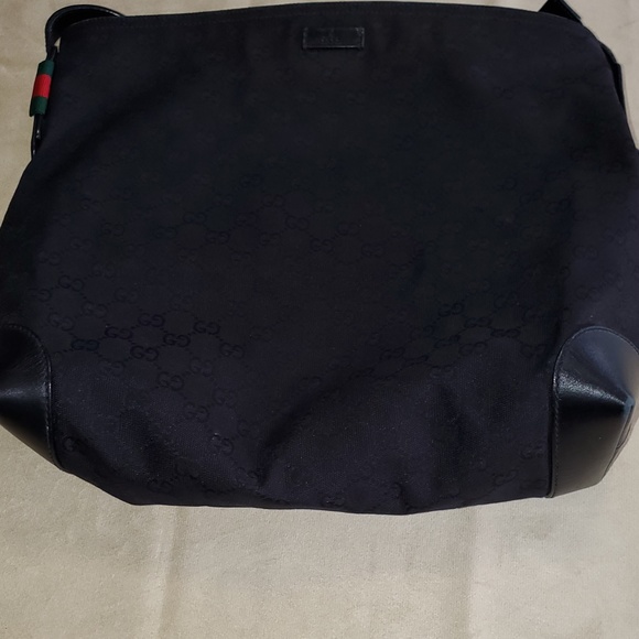 Gucci Messenger Bag, classic design - Picture 9 of 9